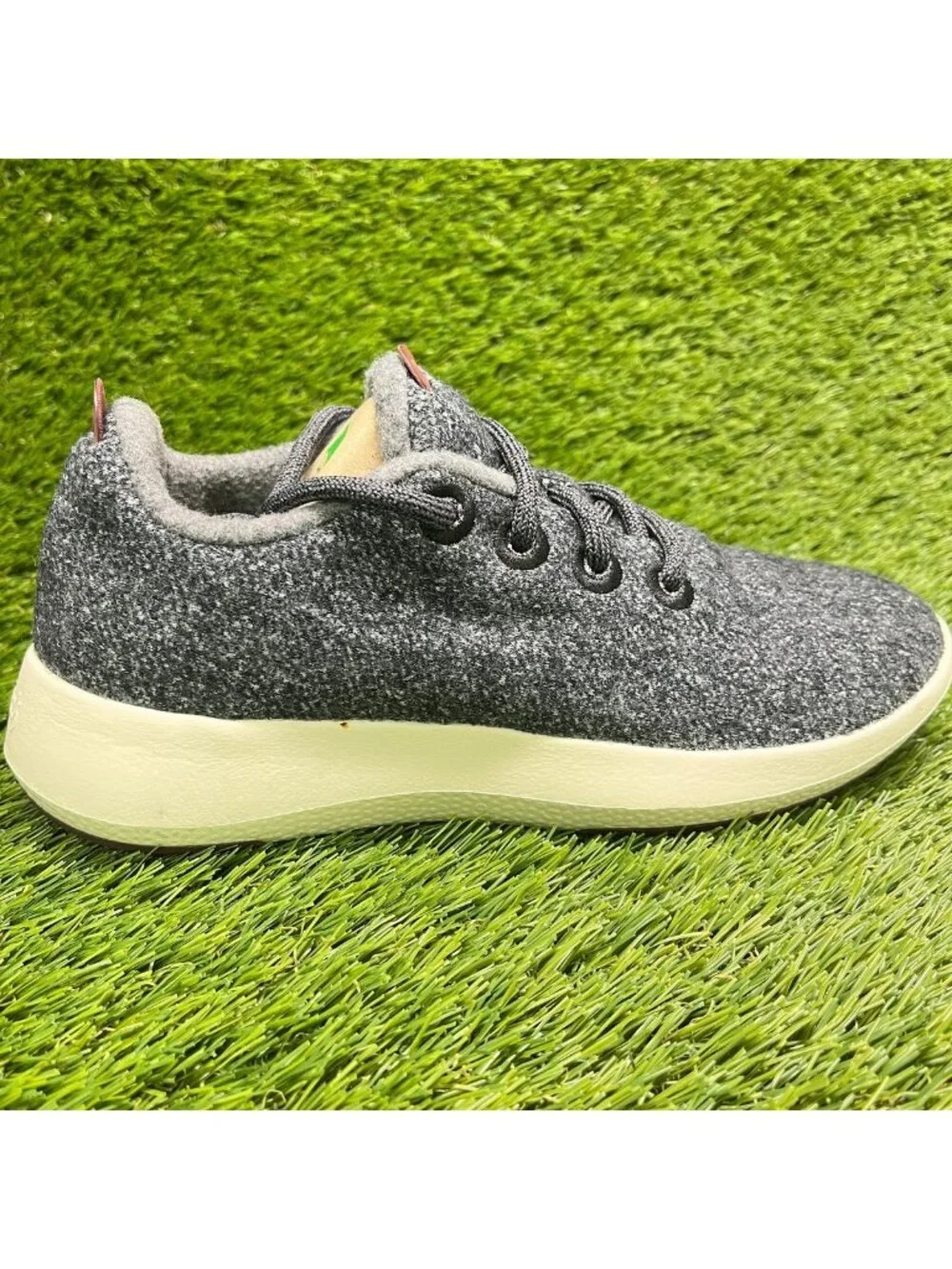 Allbirds Wool Runner Mizzles Womens Size 8 Gray Athletic Running Shoes Sneakers
